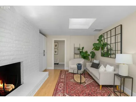 12225 SW Spring Court Portland OR 97225