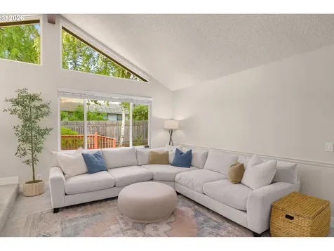12225 SW Spring Court Portland OR 97225