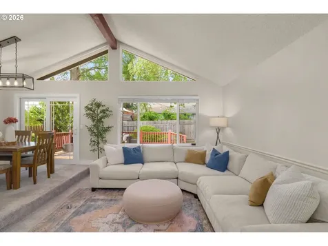 12225 SW Spring Court Portland OR 97225