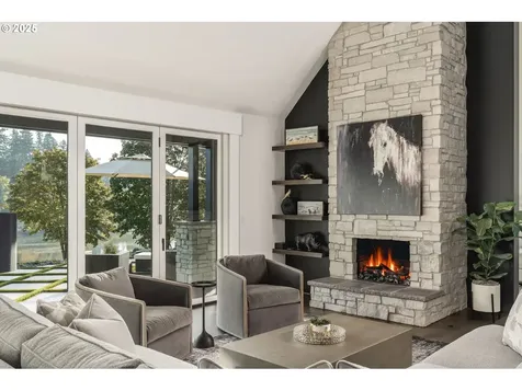 18418 Old River Landing Lake Oswego OR 97034