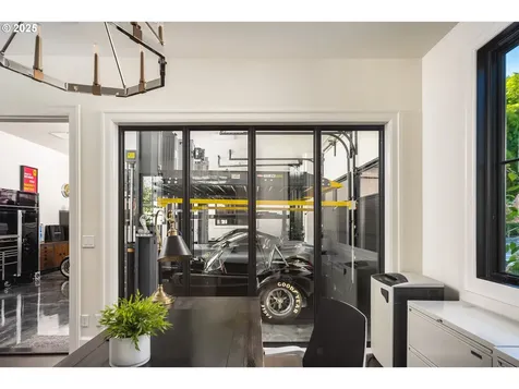 18418 Old River Landing Lake Oswego OR 97034