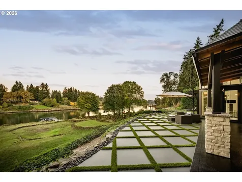 18418 Old River Landing Lake Oswego OR 97034