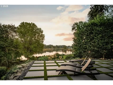 18418 Old River Landing Lake Oswego OR 97034