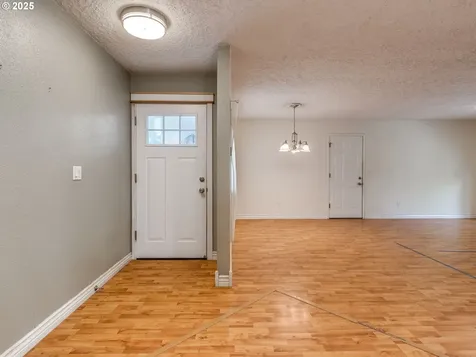 2701 NW 104th Street Vancouver WA 98685