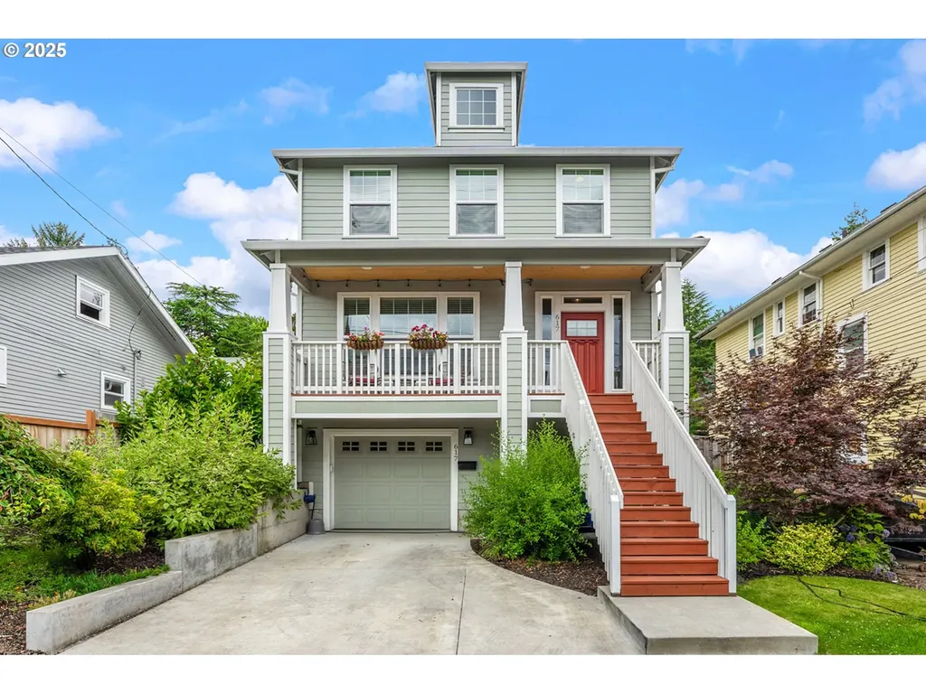 617 SE 76th Avenue Portland OR 97215