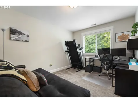 617 SE 76th Avenue Portland OR 97215