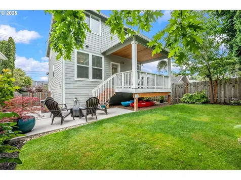 617 SE 76th Avenue Portland OR 97215