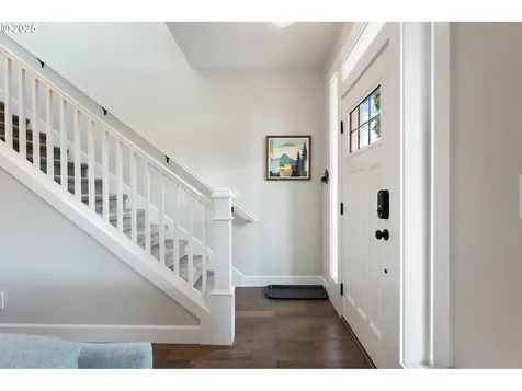 617 SE 76th Avenue Portland OR 97215