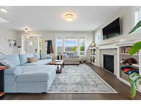 617 SE 76th Avenue Portland OR 97215