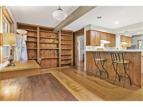 3160 Whitten Drive Eugene OR 97405