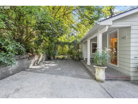 3160 Whitten Drive Eugene OR 97405