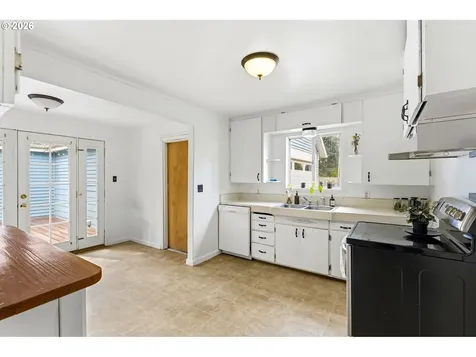 28780 Santiam Highway Sweet Home OR 97386