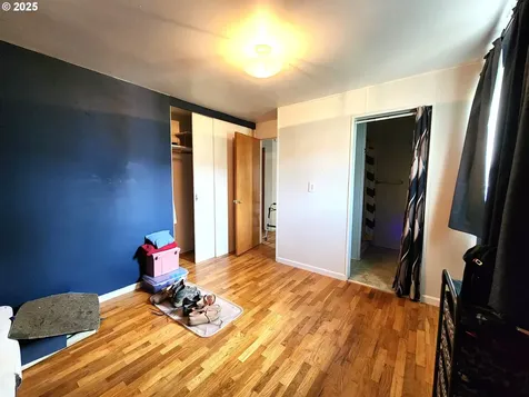704 G Avenue La Grande OR 97850