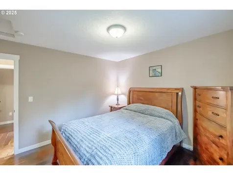 1990 37th Circle Sweet Home OR 97386