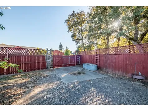 1990 37th Circle Sweet Home OR 97386