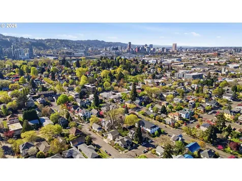 3635 SE 14th Avenue Portland OR 97202