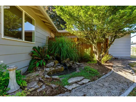331 Limerick Avenue Eugene OR 97404