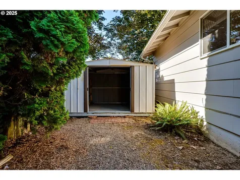 331 Limerick Avenue Eugene OR 97404