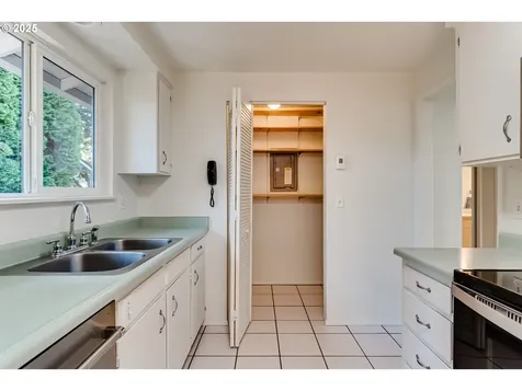 331 Limerick Avenue Eugene OR 97404
