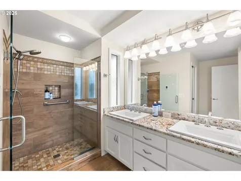 15702 NE Summerplace Drive Portland OR 97230