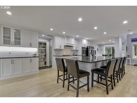 8263 SW Blake Street Tualatin OR 97062