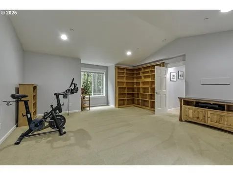 8263 SW Blake Street Tualatin OR 97062