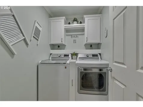 8263 SW Blake Street Tualatin OR 97062
