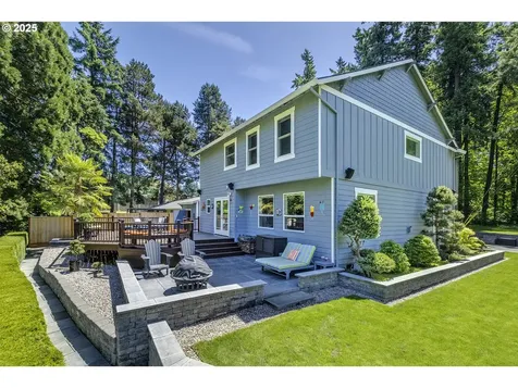 8263 SW Blake Street Tualatin OR 97062