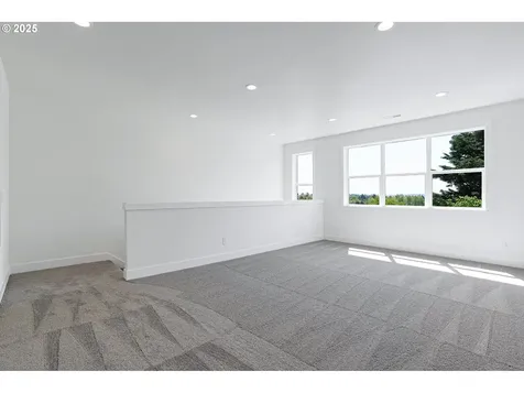 6020 SW 18th Drive Portland OR 97239