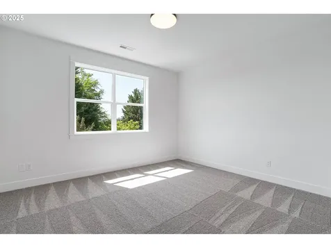 6020 SW 18th Drive Portland OR 97239