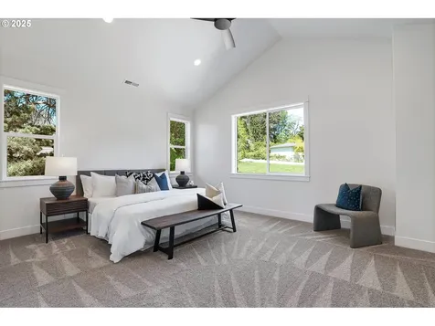 6020 SW 18th Drive Portland OR 97239