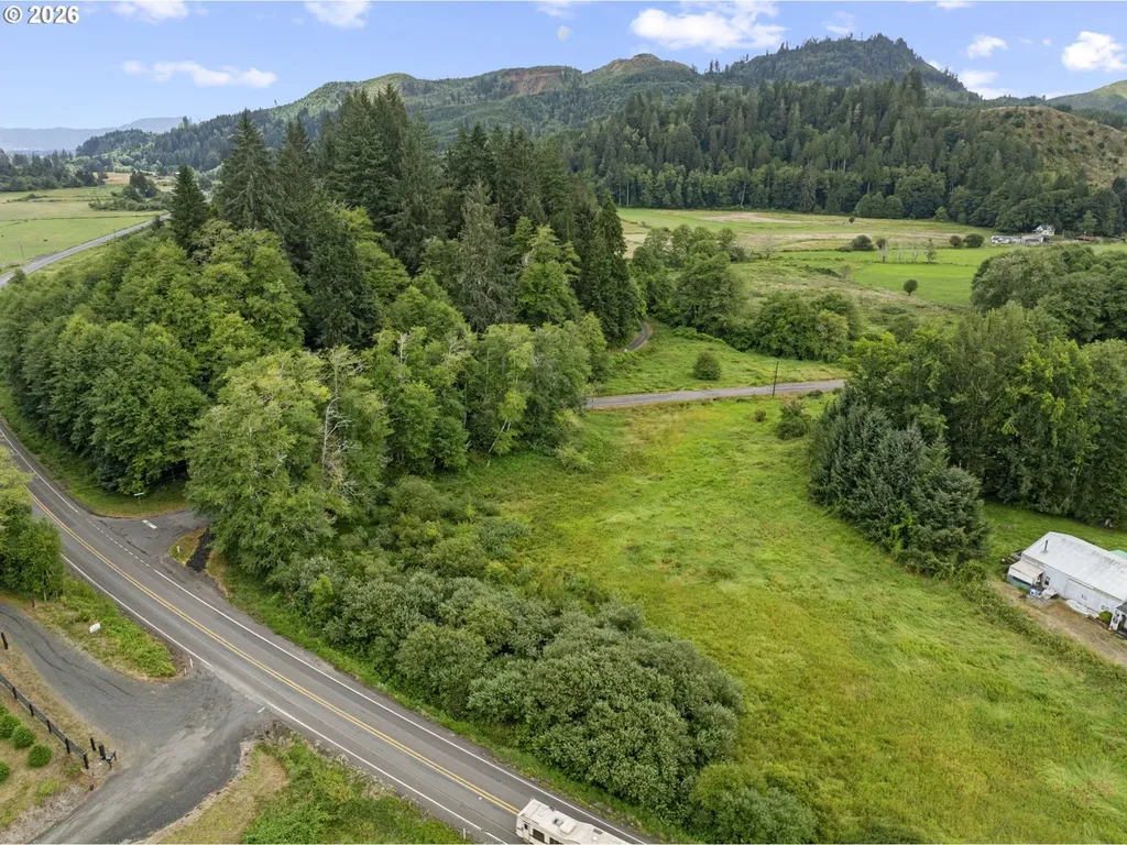 W State Route 4 Skamokawa WA 98647