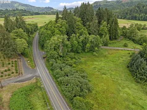 W State Route 4 Skamokawa WA 98647