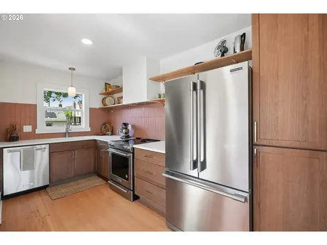 1917 NE Dekum Street Portland OR 97211