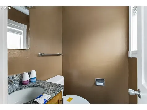 3025 Maple Street Longview WA 98632