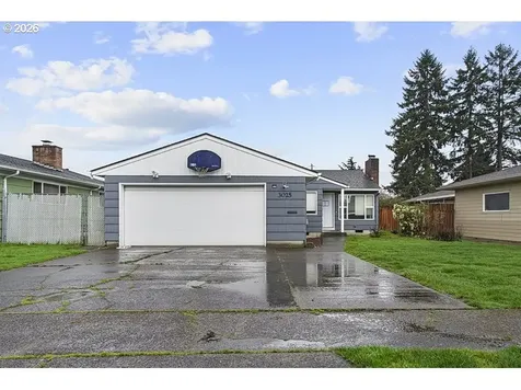 3025 Maple Street Longview WA 98632