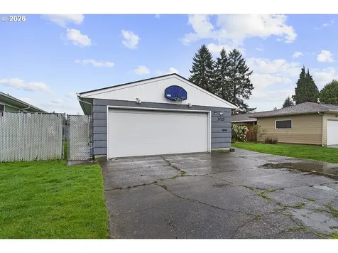 3025 Maple Street Longview WA 98632