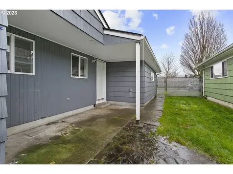 3025 Maple Street Longview WA 98632