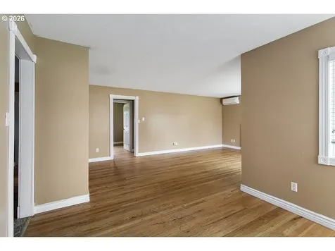 3025 Maple Street Longview WA 98632