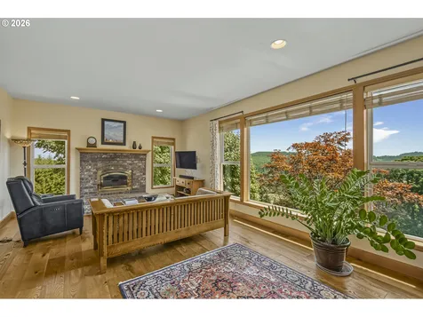 2653 NW High Heaven Road Mcminnville OR 97128