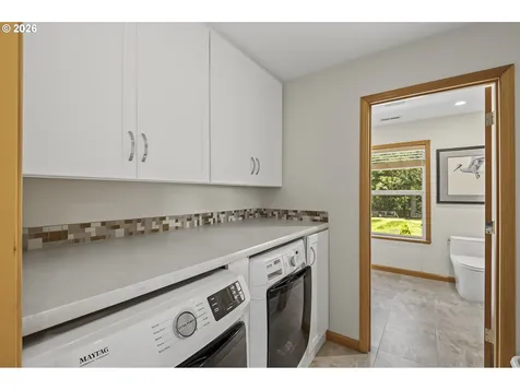 2653 NW High Heaven Road Mcminnville OR 97128