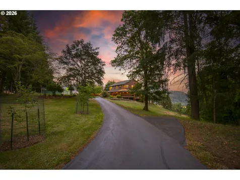 2653 NW High Heaven Road Mcminnville OR 97128