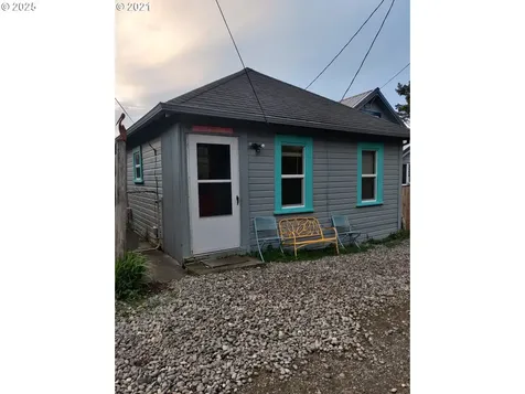 317 N Beacon Street Rockaway Beach OR 97136
