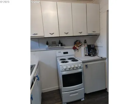 317 N Beacon Street Rockaway Beach OR 97136