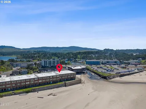 145 NW Inlet Avenue Lincoln City OR 97367
