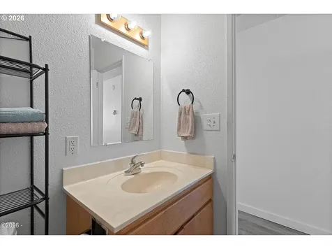 145 NW Inlet Avenue Lincoln City OR 97367