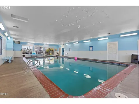 145 NW Inlet Avenue Lincoln City OR 97367