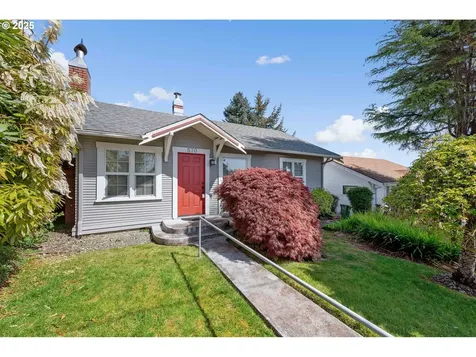 570 Ingersoll Street Coos Bay OR 97420
