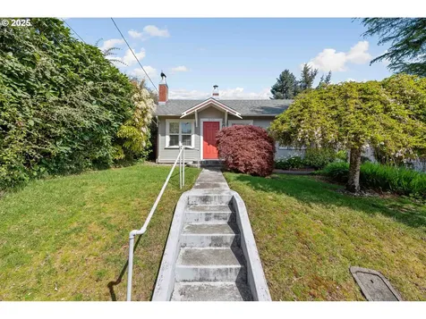 570 Ingersoll Street Coos Bay OR 97420