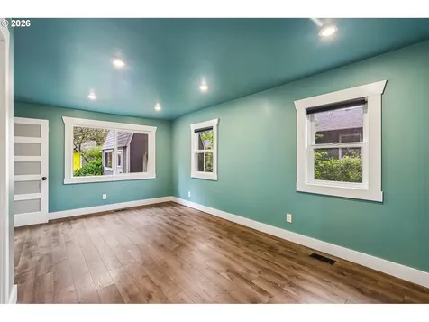 4339 NE 88th Avenue Portland OR 97220